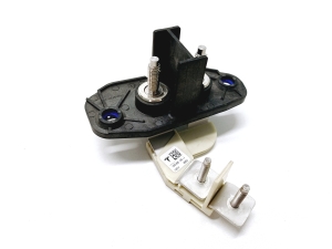 Tesla Model 3 3 (2016–2024) Relay 1091428-00-J - 4