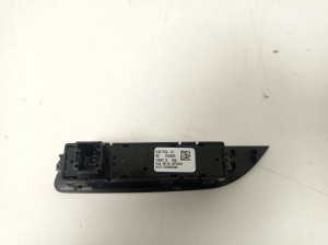 BMW 1 SERIES F20 (2010–2026) ESP switch 9391704 - 3