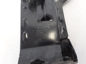  Cooling radiator bracket 