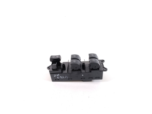 Mitsubishi Outlander (2012–2021) Front door glass switch 8608A417 - 3