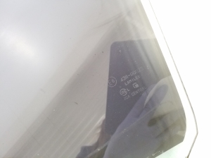 Infiniti Q70 (2013–2018) Aizmugurējo sānu durvju stikls 823011MR0A - 2