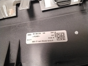 AUDI A8 D5 (2017–2026) Dashboard trim 4N1854378 - 5