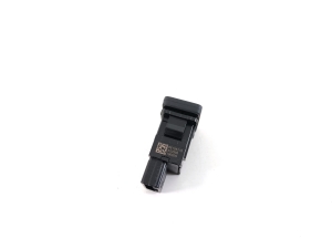 Mitsubishi Outlander (2012–2021) Other switch 8610A218 - 2