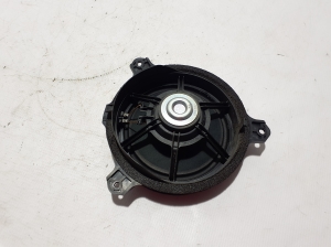Subaru Forester SK (2018–2026) Rear side door speaker 86301FL040 - 2
