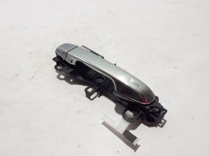 Subaru Forester SK (2018–2026) Front door external opening handle and its details - 3