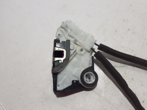 Subaru Forester SK (2018–2026) Front door lock 61032SJ100 - 3