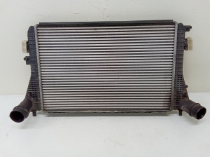 Vahejahuti radiaator - 1K0145803BN