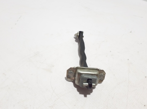 Subaru Forester SK (2018–2026) Rear side door opening limiter 62124SJ000 - 3