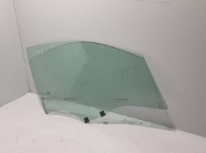   Fenster Scheibe Tür vorne 