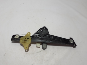 RENAULT Clio V (2019–2026) Front door window regulator 807216723R - 3