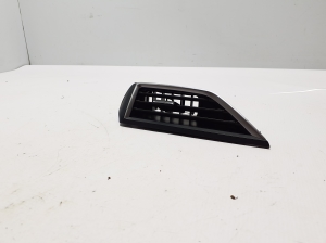   Armaturenbrett Lüftungsgitter  - 66110SJ000 