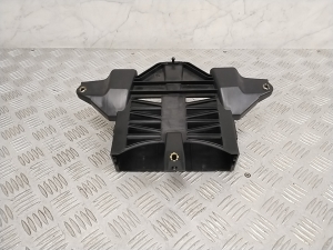 AUDI A8 D5 (2017–2026) Sonstiger Halter 4N0857290 - 3