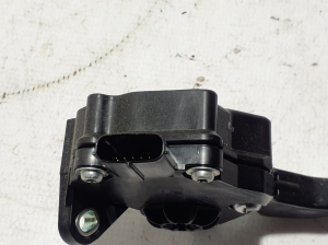 Subaru Forester SK (2018–2026) Gaspedal 36010FL031 - 2