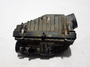 Subaru Forester SK (2018–2026) Luftfiltergehäuse 16518AA12 - 4