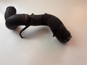 VOLVO V70 III (2007–2017) Intercooler hose 30792884 - 3