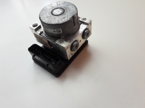 Ford Mondeo V (2014–2018) ABS unit EG9C2C405EK - 2