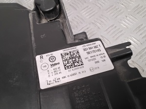 Volkswagen Passat B8 (2014–2023) Esituli 3G1941082T - 2