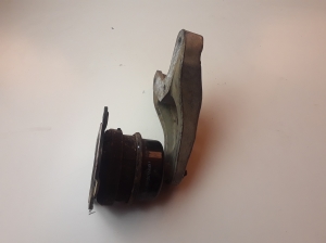 Volkswagen Polo V (2009–2017) Motorhalter 6Q0199185AB - 2