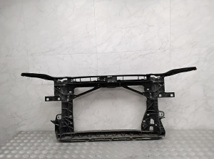 AUDI A3 8V (2012–2020) Schlossträger und seine Teile (Frontmaske) 8V0805588A - 2
