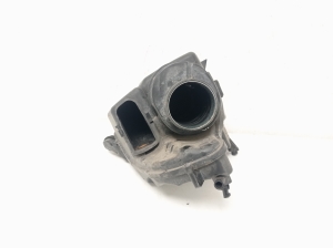 Opel Astra K (2015–2021) Luftfiltergehäuse 42610679 - 3