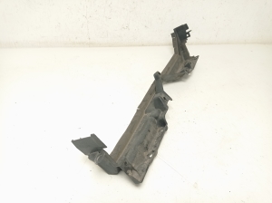 Opel Astra K (2015–2021) Luftleitblech für den Kühler 39179263 - 2