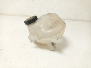 Opel Astra K (2015–2021) Coolant reservoir 13459964 - 4