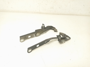   Hood hinge  - 39032150 