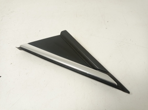 Opel Astra K (2015–2021) Mirror triangle trim 39041995 - 3