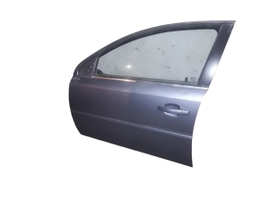 Opel Vectra C (2002–2008) Front door 24401560LH - 2
