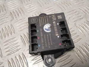Mercedes Benz CLS-Class 218 (2011–2018) Rear side door control unit A2189001501 - 4