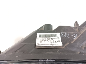 Skoda Superb (2015–2026) Scheinwerfer vorne 3V1941015B - 2