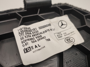 Mercedes Benz GLK-Class 204 (2008–2015) Cita bagāžnieka iekšpuses detaļa A2048430161 - 2