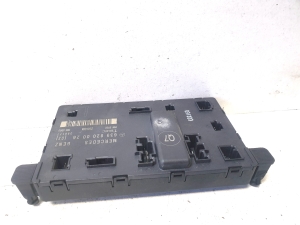 Mercedes Benz Vito W639 (2003–2014) Front door control unit 6398200026 - 2