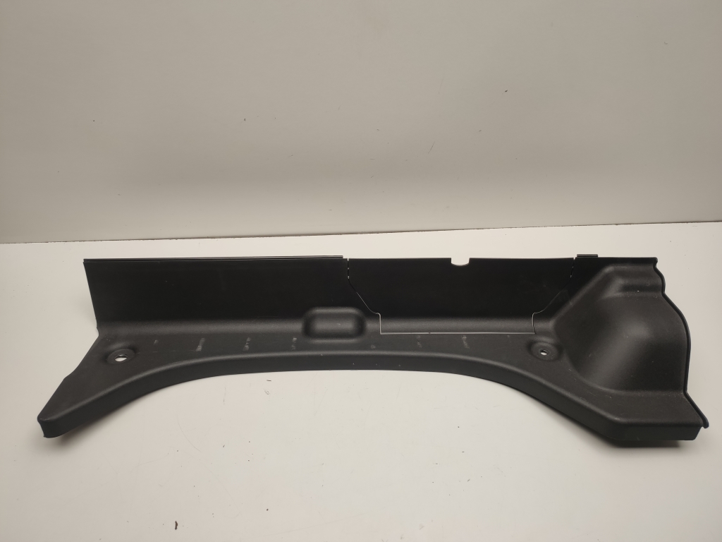 Mercedes Benz GLK-Class 204 (2008–2015) Cita bagāžnieka iekšpuses detaļa A2046903041 Mercedes Benz GLK-Class 204 (2008–2015) Cita bagāžnieka iekšpuses detaļa A2046903041