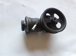 TOYOTA Corola Verso R1 (2004–2009) Servopumpe 4431005120 - 2