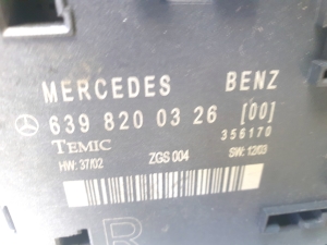 Mercedes Benz Vito W639 (2003–2014) Priekšējo durvju vadības bloks 6398200326 - 2
