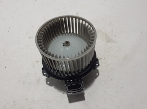   Heizungsgebläsemotor  - 72223FL010 