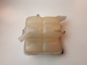 Coolant reservoir - 8V618K218A