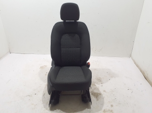 Mercedes Benz Citan 420 (2021–2026) Vordersitz und seine Teile
