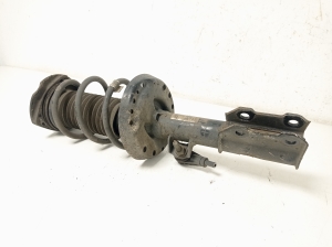 Opel Astra K (2015–2021) Eesmine amortisaator 39039564 - 5