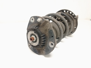 Opel Astra K (2015–2021) Front shock absorber 39039563 - 2