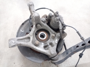 Opel Astra K (2015–2021) Front wheel hub - 3
