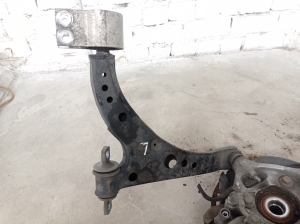 Opel Astra K (2015–2021) Front wheel hub - 4