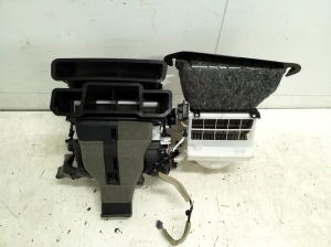 Mitsubishi Outlander (2012–2021) Heizung und ihre Teile - 2