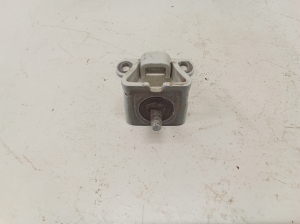 Trunk lid hinge - 5G6827301B
