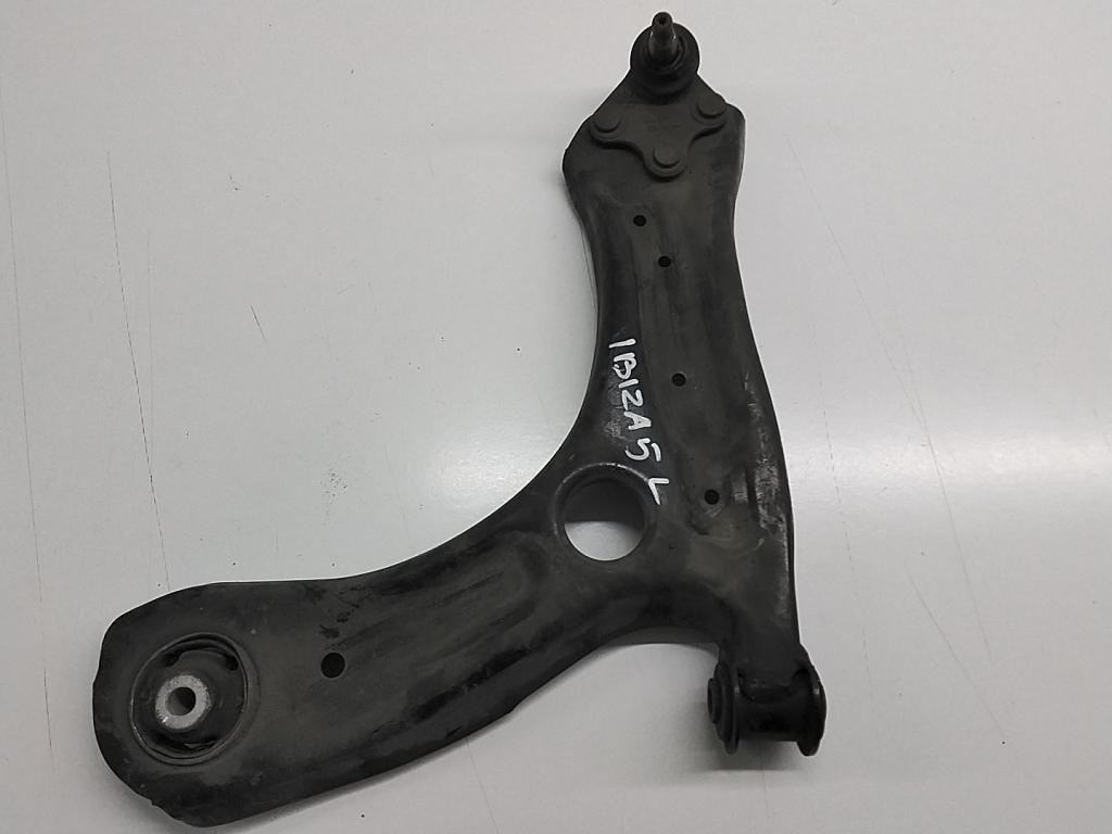 Seat Ibiza 6J5,6P1 (2008–2017) Querlenker vorne 6R0407151F Seat Ibiza 6J5,6P1 (2008–2017) Querlenker vorne 6R0407151F