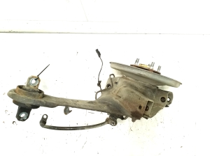 Mitsubishi Outlander (2012–2021) Tagumine rumm - 2