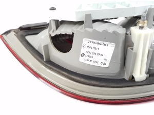 Mercedes Benz E-Class W211 (2002–2009) Rückleuchte Heckleuchte innen A2118202964 - 4