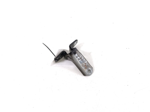 Mitsubishi Outlander (2012–2021) Front door top hinge 5702A063 - 2