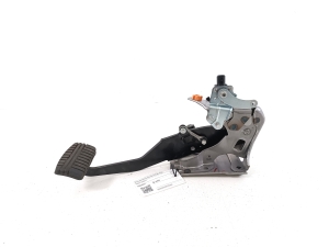 Mitsubishi Outlander (2012–2021) Piduripedaal 4620A354 - 2